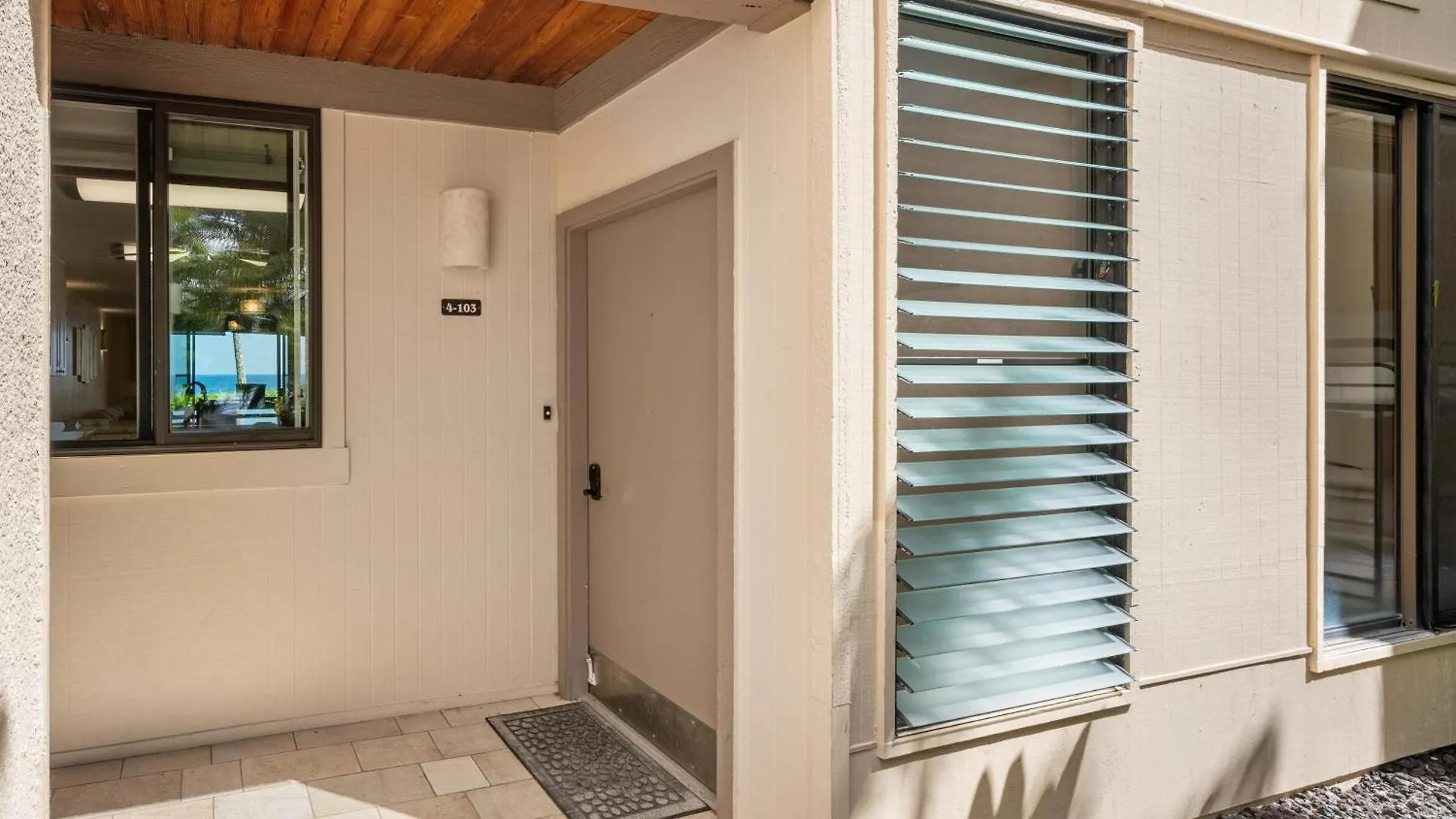 Big Island Keauhou Surf & Racquet 4-103 Condo Kailua-Kona 0*,