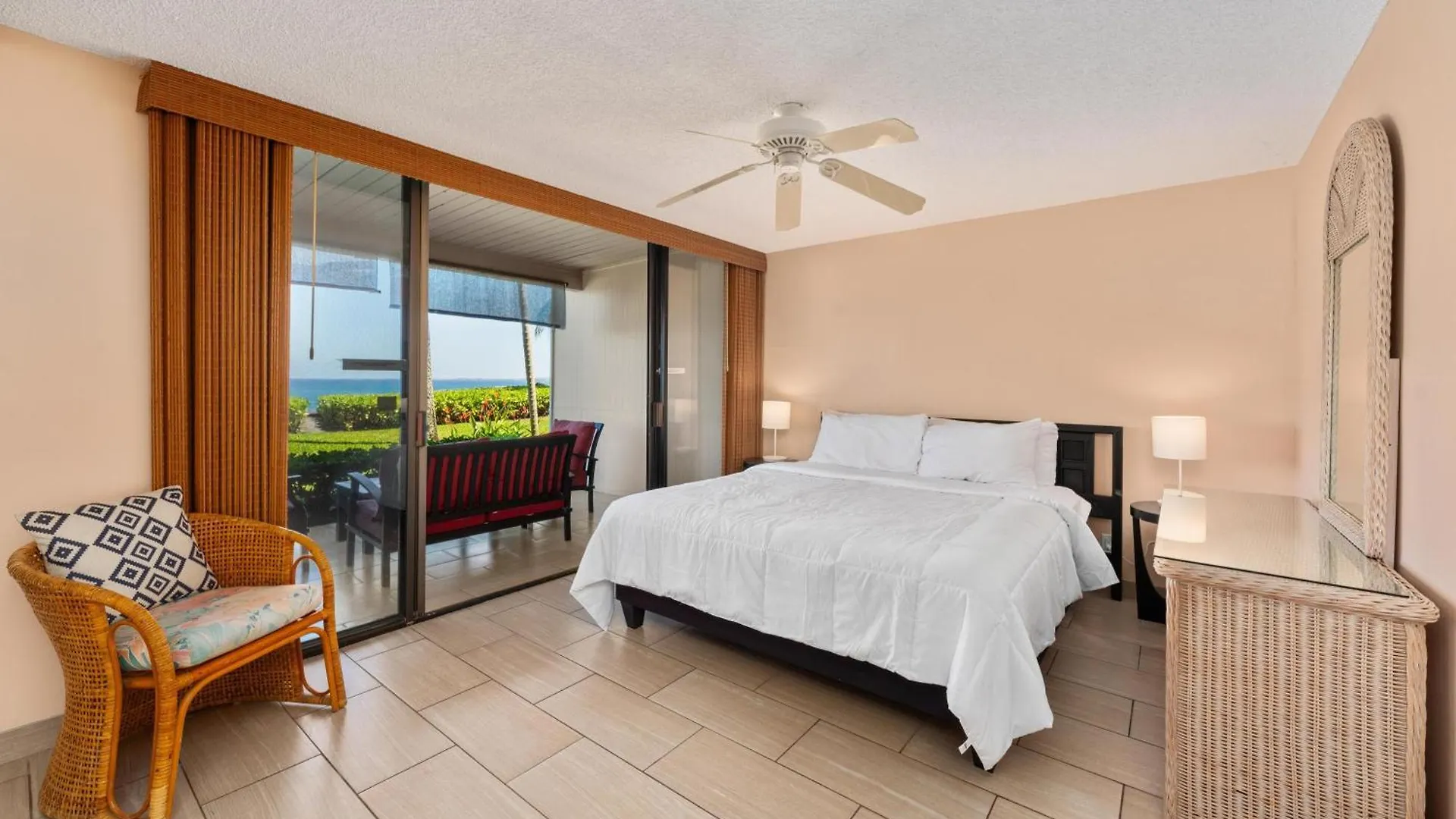 Big Island Keauhou Surf & Racquet 4-103 Condo Kailua-Kona Apartment